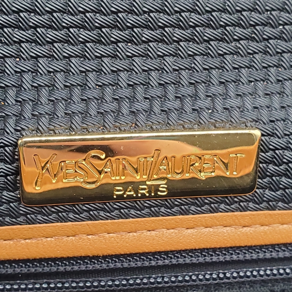 ♤♤ YSL Black and Tan Envelope Clutch with Logo - Picture 10 of 15